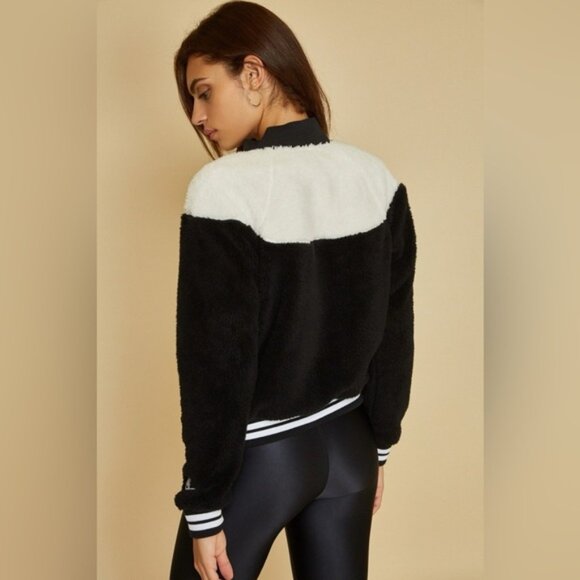 BRAND NEW Nike full zip NSW Wolf Sherpa loose fit Bomber Jacket Black White XS - Picture 3 of 10